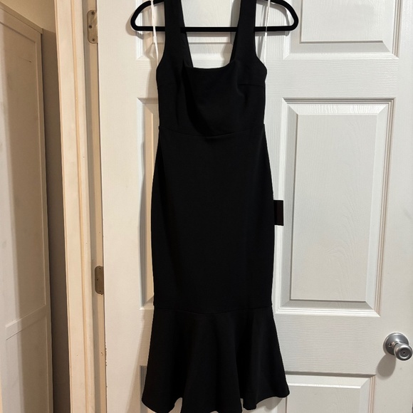 Lulus Moment Maker Black Square Neck Trumpet Midi Dress - Picture 1 of 3